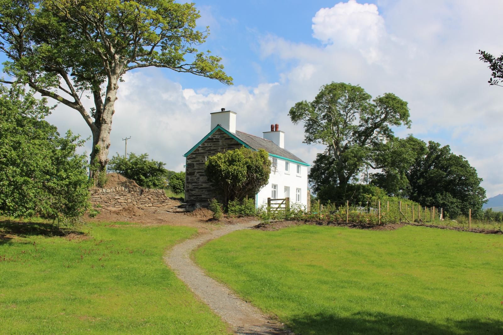Borthwen Bach